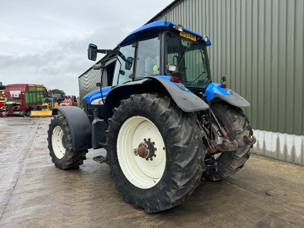 New Holland TM 190 PC - Tractor agricol: Foto 4 New Holland TM 190 PC - Tractor agricol: Foto 4