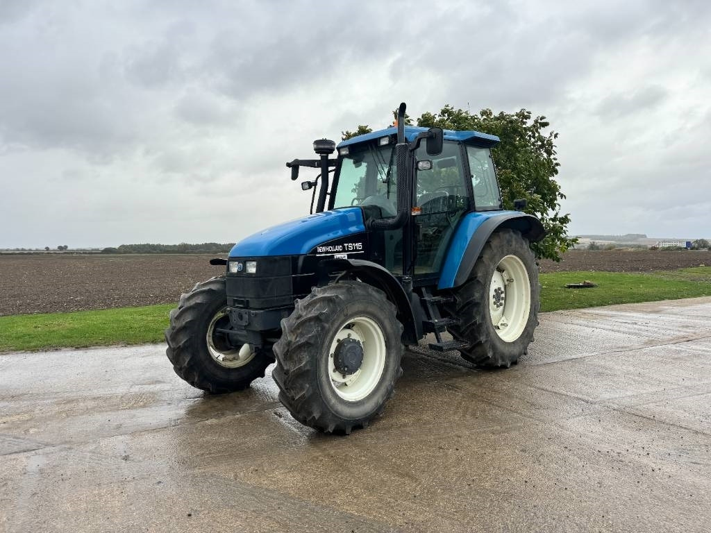 New Holland TS 115 SLE - Tractor agricol: Foto 1 New Holland TS 115 SLE - Tractor agricol: Foto 1