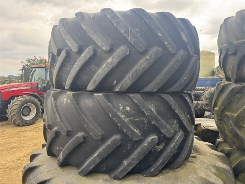 John Deere John Deere 8000R 600 and 710 Wheels and Tyre's - Utilaje agricole: Foto 4 John Deere John Deere 8000R 600 and 710 Wheels and Tyre's - Utilaje agricole: Foto 4