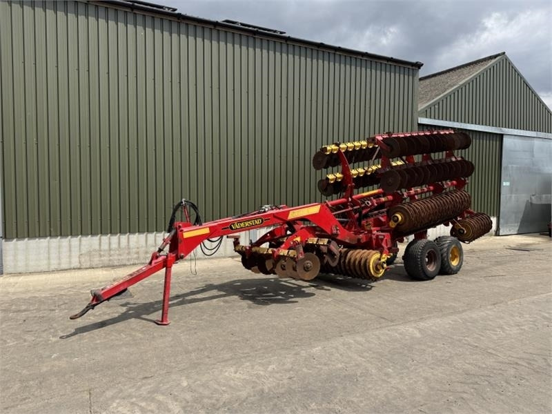 Vaderstad Vaderstad Carrier 820 Cultivator - Freză de pământ: Foto 1 Vaderstad Vaderstad Carrier 820 Cultivator - Freză de pământ: Foto 1