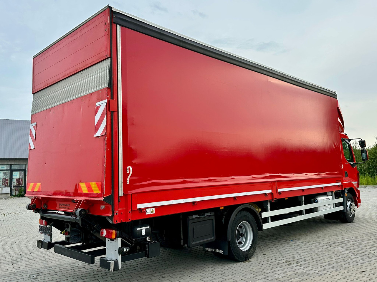 DAF LF 290 / BURTO - FIRANKA / 18 PALET / WINDA / 16 T DMC / SYPIALKA / 2020 ROK / SPROWADZONY - Camion cu prelată: Foto 4 DAF LF 290 / BURTO - FIRANKA / 18 PALET / WINDA / 16 T DMC / SYPIALKA / 2020 ROK / SPROWADZONY - Camion cu prelată: Foto 4