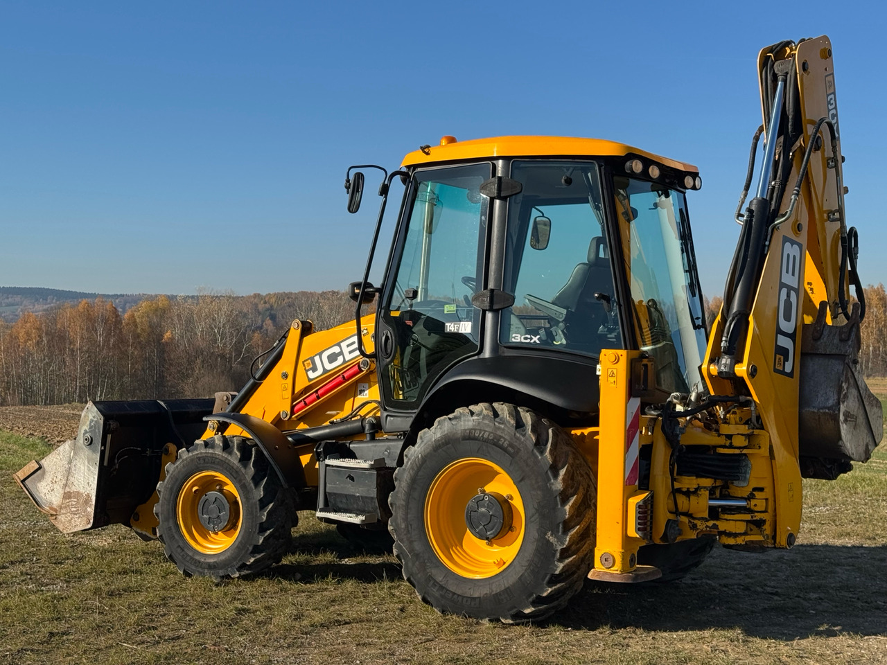 JCB 3CX / KOPARKO-ŁADOWARKA / 2019 ROK / 4200 MTH / KLIMATYZACJA / SPROWADZONA - Buldoexcavator: Foto 4 JCB 3CX / KOPARKO-ŁADOWARKA / 2019 ROK / 4200 MTH / KLIMATYZACJA / SPROWADZONA - Buldoexcavator: Foto 4