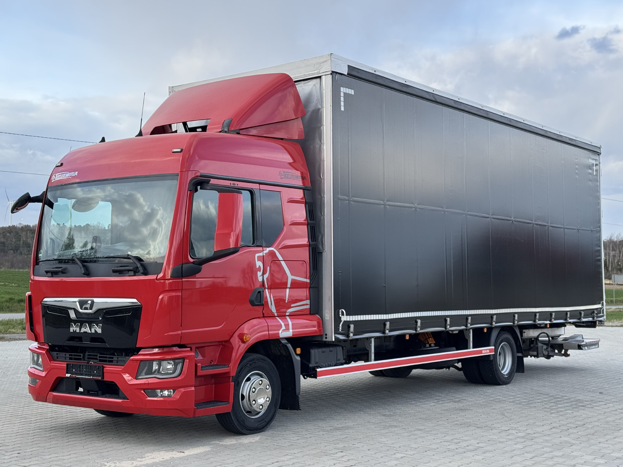 MAN TGL 12.250 / FIRANKA / WINDA / 20 EUROPALET / 8.20 M DŁ / SYPIALKA / 2021 - Camion cu prelată: Foto 2 MAN TGL 12.250 / FIRANKA / WINDA / 20 EUROPALET / 8.20 M DŁ / SYPIALKA / 2021 - Camion cu prelată: Foto 2