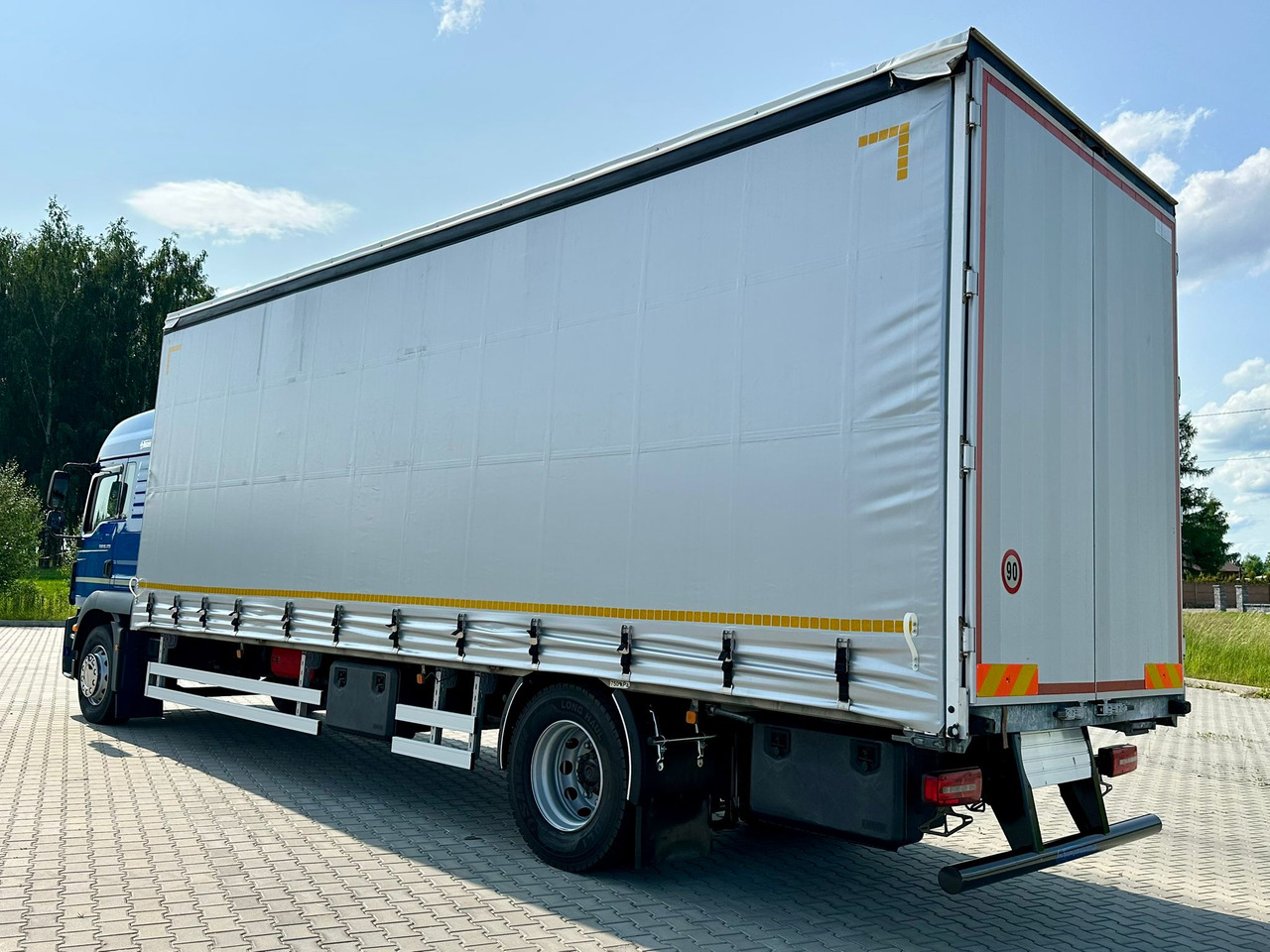 MAN TGM 18.320 / FIRANKA / 20 EUROPALET / 8.3 M DŁUGOŚCI / AUTOMAT / SYPIALKA / 2018 ROK / 9 809 KG ŁADOWNOŚCI - Camion cu prelată: Foto 3 MAN TGM 18.320 / FIRANKA / 20 EUROPALET / 8.3 M DŁUGOŚCI / AUTOMAT / SYPIALKA / 2018 ROK / 9 809 KG ŁADOWNOŚCI - Camion cu prelată: Foto 3