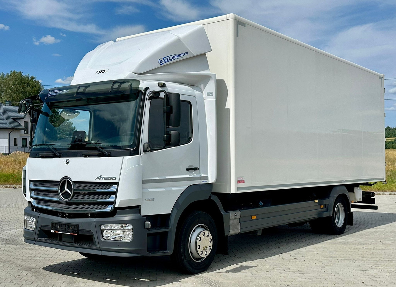 MERCEDES-BENZ ATEGO / 1221 / IZOTERMA / KONTENER / AUTOMAT / 230 TYS KM / 17 EUROPALET / 6.8 M DŁUGOŚCI / 2019 ROK - Camion izoterma: Foto 2 MERCEDES-BENZ ATEGO / 1221 / IZOTERMA / KONTENER / AUTOMAT / 230 TYS KM / 17 EUROPALET / 6.8 M DŁUGOŚCI / 2019 ROK - Camion izoterma: Foto 2