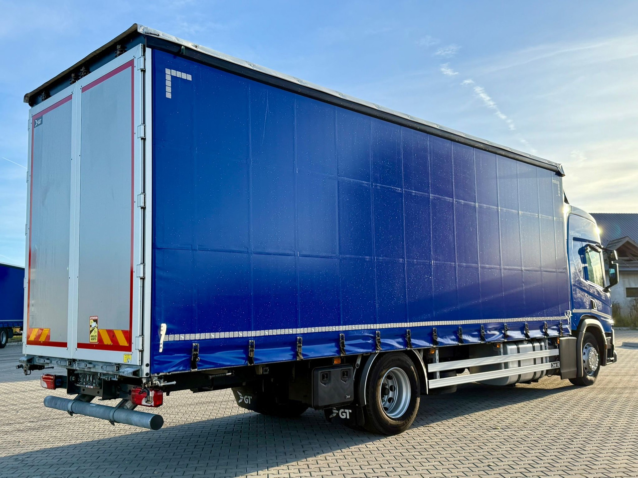 SCANIA P280 / FIRANKA / 20 EUROPALET / 220 TYŚ KM / 2022 ROK / SYPIALKA - Camion cu prelată: Foto 5 SCANIA P280 / FIRANKA / 20 EUROPALET / 220 TYŚ KM / 2022 ROK / SYPIALKA - Camion cu prelată: Foto 5