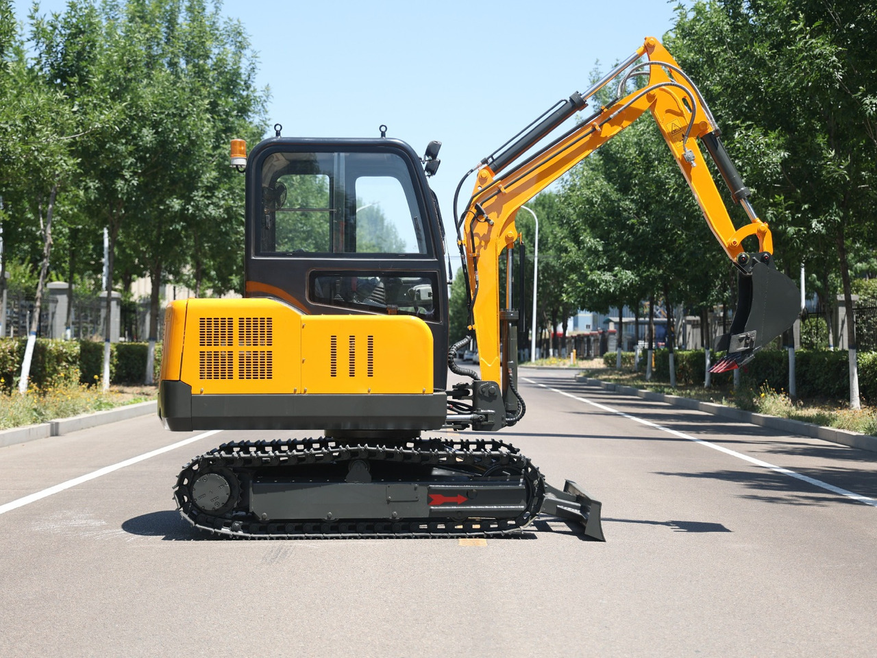 KUBOTA Diesel Mini excavator 4 ton - Müller Machinery MB 40 - VKSH - Mini excavator: Foto 2 KUBOTA Diesel Mini excavator 4 ton - Müller Machinery MB 40 - VKSH - Mini excavator: Foto 2