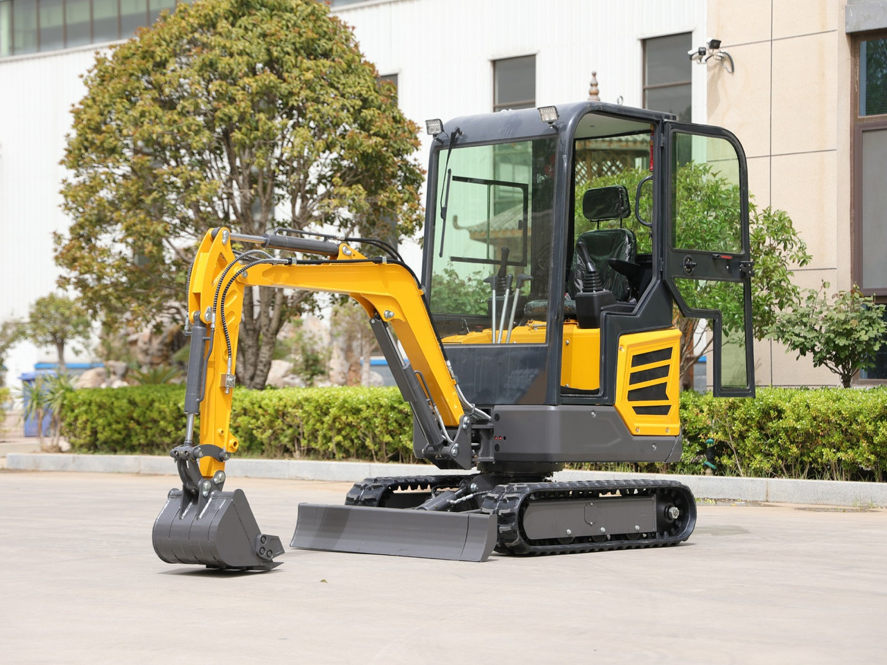Müller Machinery Diesel Mini excavator 1.8 Ton - Müller Machinery MB 18 - KSH Laidong KB385B Motor - Mini excavator: Foto 1 Müller Machinery Diesel Mini excavator 1.8 Ton - Müller Machinery MB 18 - KSH Laidong KB385B Motor - Mini excavator: Foto 1