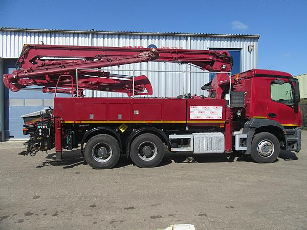 2017 SCHWING S24 X / MB AROCS - Autopompă de beton: Foto 2 2017 SCHWING S24 X / MB AROCS - Autopompă de beton: Foto 2