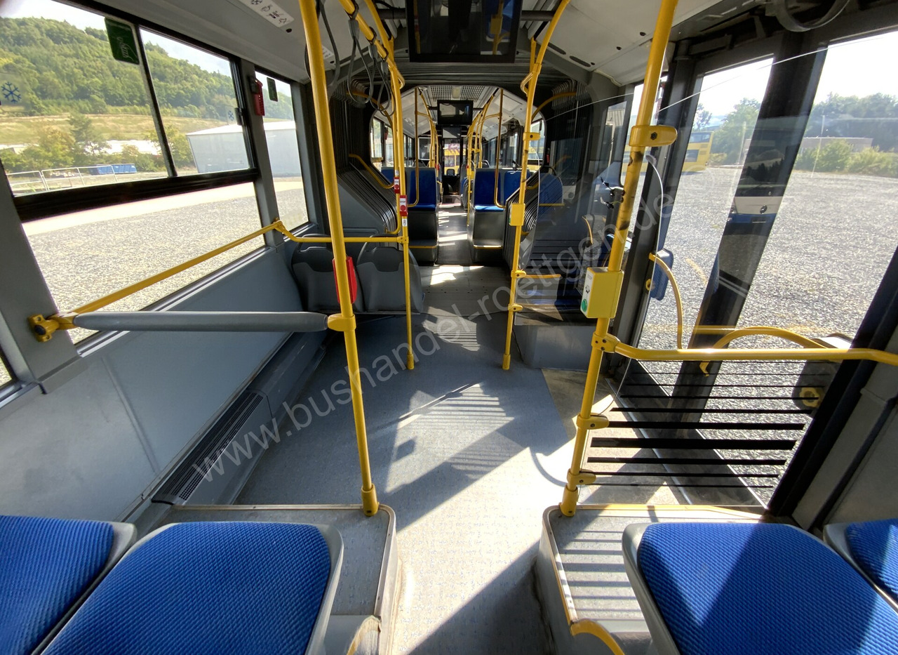 Autobuz articulat Mercedes-Benz Conecto G: Foto 18