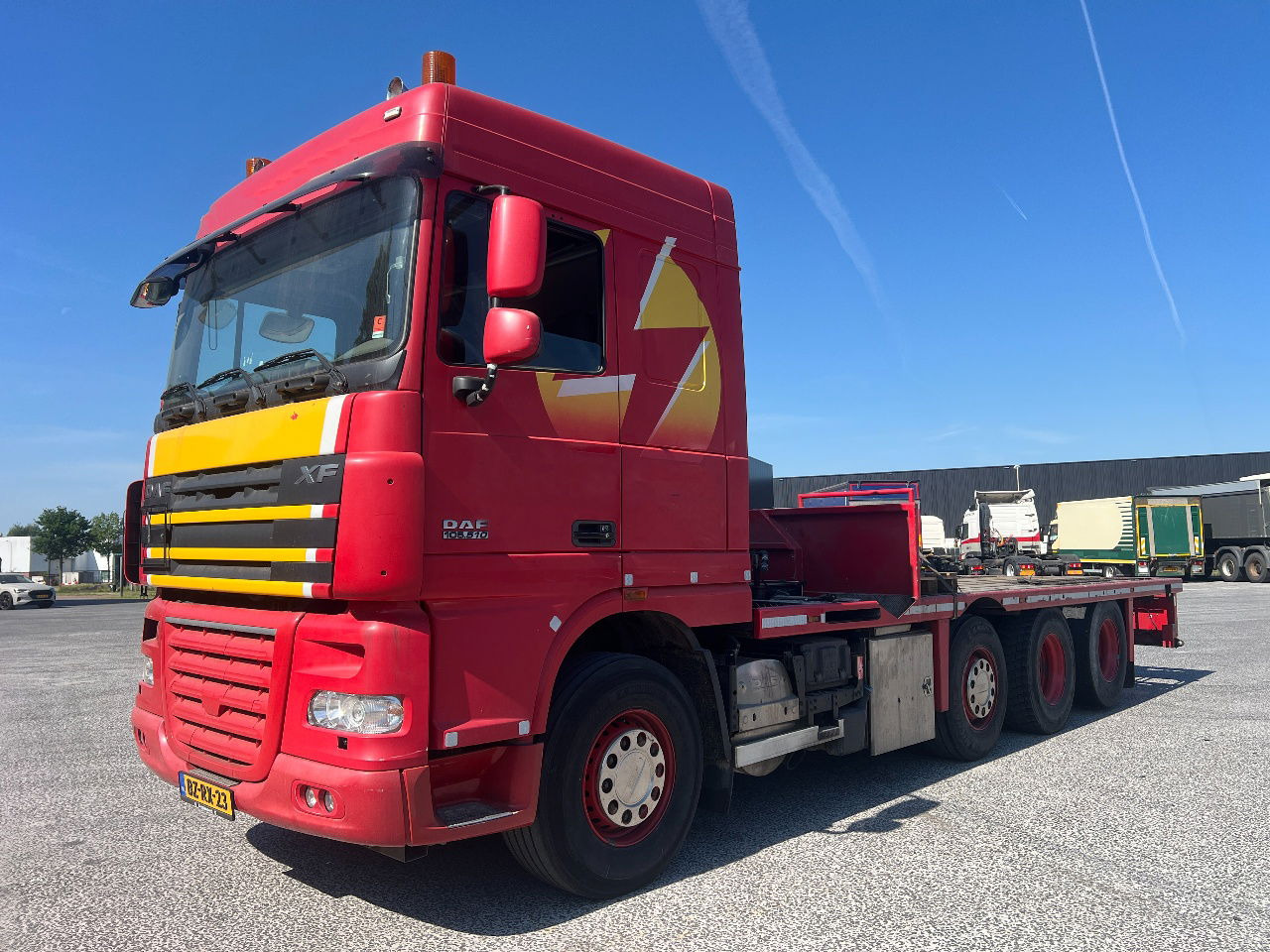 DAF XF 105.510 SC 8x2, Retarder - Camion platformă: Foto 1 DAF XF 105.510 SC 8x2, Retarder - Camion platformă: Foto 1