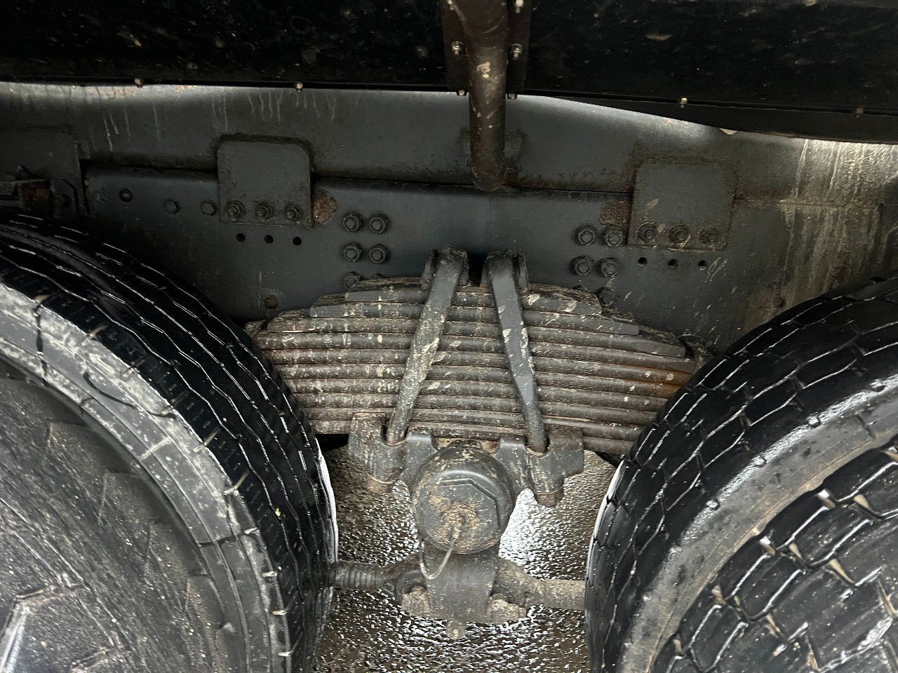 Scania P420 10x4, 15m3 Liebherr, full steel - Autobetonieră: Foto 5 Scania P420 10x4, 15m3 Liebherr, full steel - Autobetonieră: Foto 5