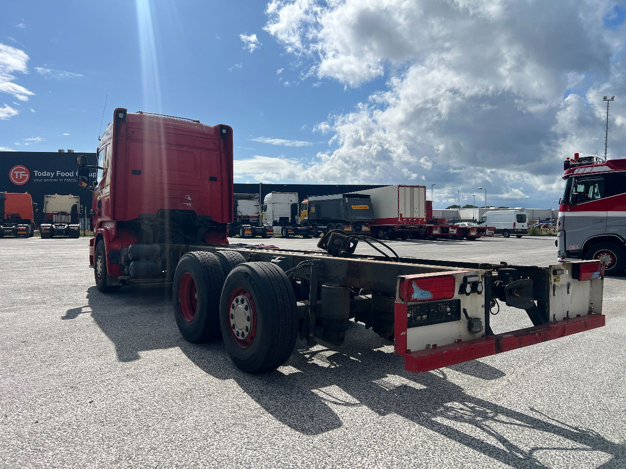 Scania R480 Highline 6x2, Retarder, Euro 5 - Camion şasiu: Foto 4 Scania R480 Highline 6x2, Retarder, Euro 5 - Camion şasiu: Foto 4