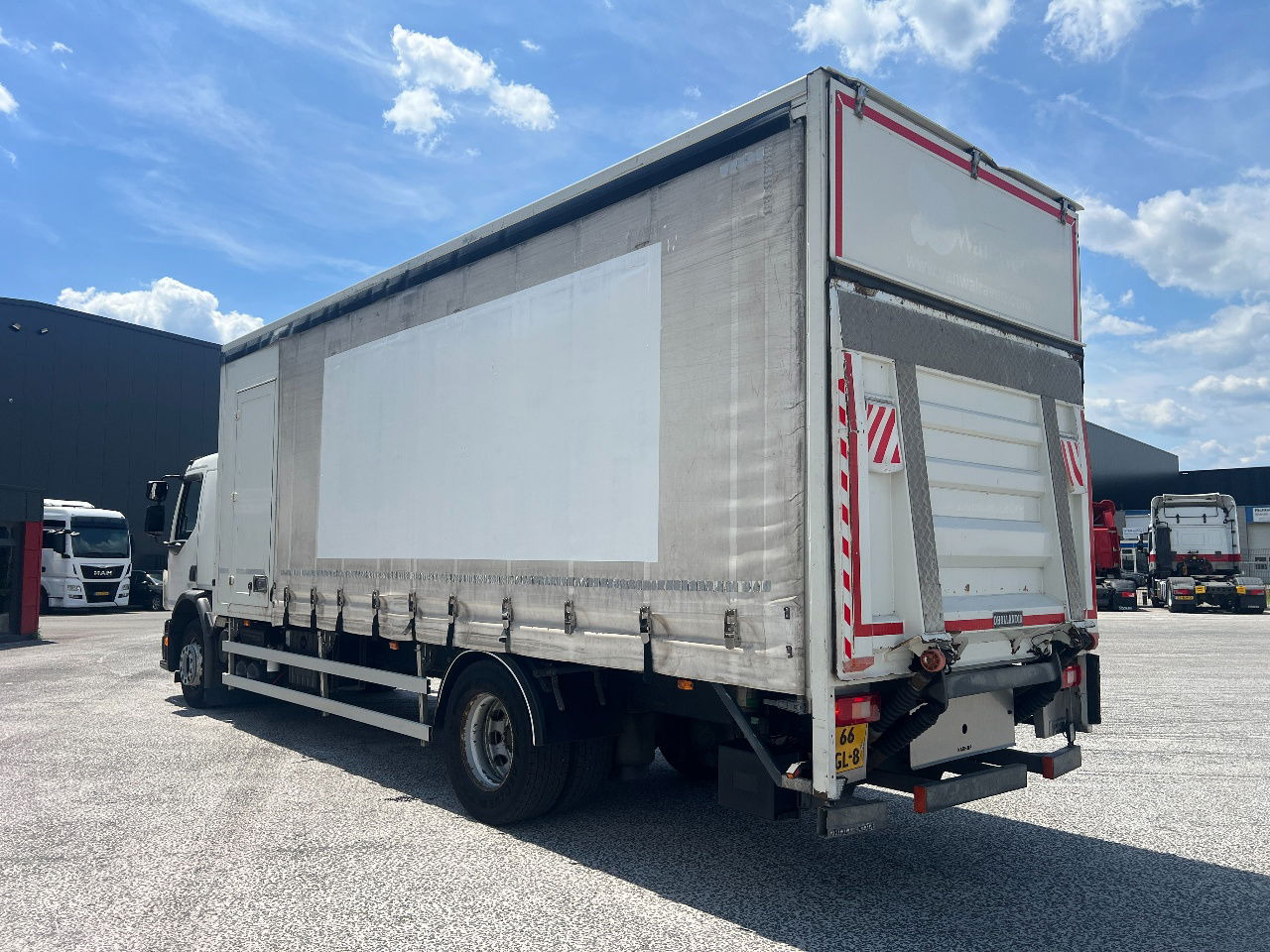 Volvo FE 250 Euro 6, 19T - Camion cu prelată: Foto 4 Volvo FE 250 Euro 6, 19T - Camion cu prelată: Foto 4