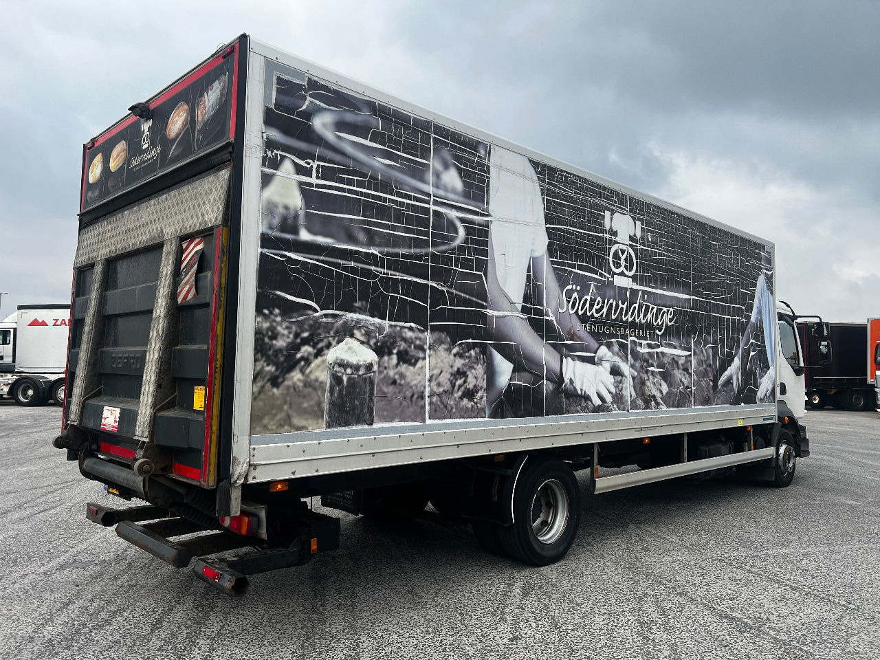 Volvo FL 12.240 Euro 5, NL truck - Camion furgon: Foto 3 Volvo FL 12.240 Euro 5, NL truck - Camion furgon: Foto 3