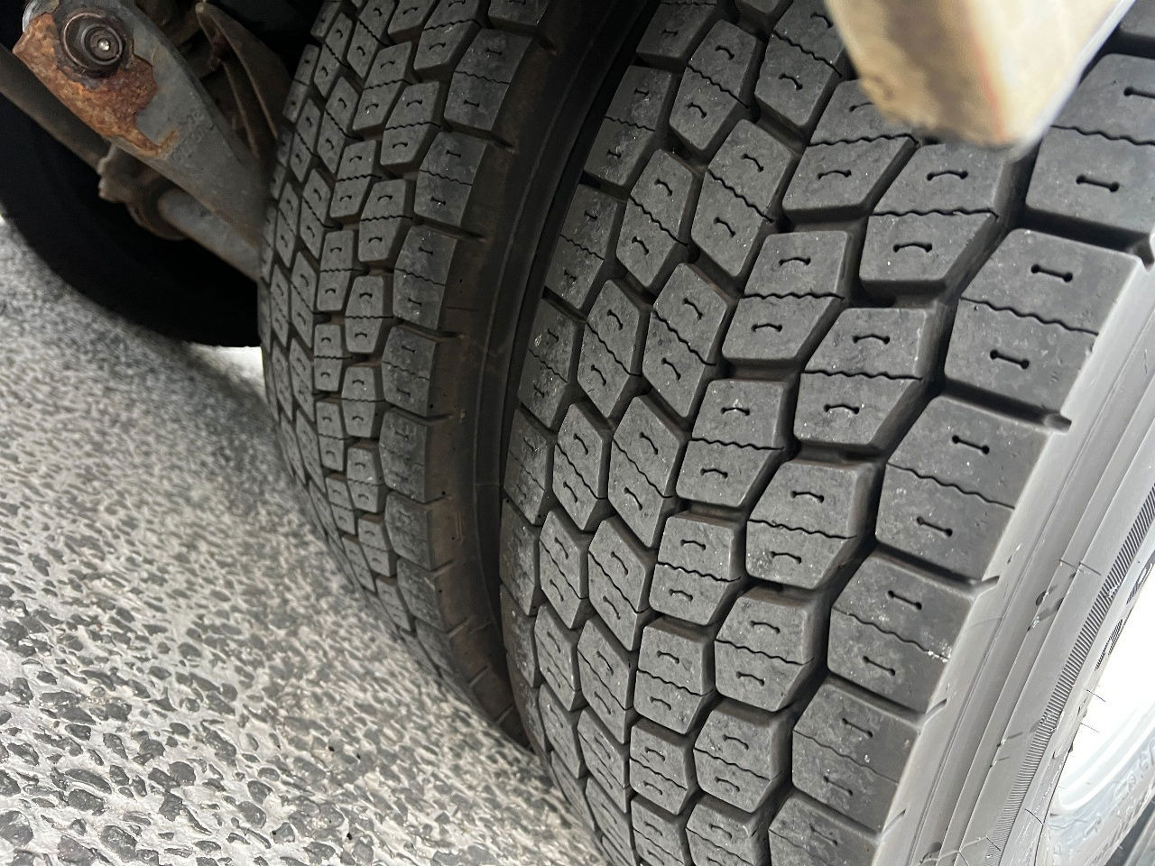 Volvo FM 9.300 Globe 6x2, Euro 5 - Camion furgon: Foto 5 Volvo FM 9.300 Globe 6x2, Euro 5 - Camion furgon: Foto 5