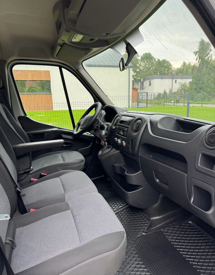 Autoutilitară cu platformă Renault Master: Foto 8 Autoutilitară cu platformă Renault Master: Foto 8