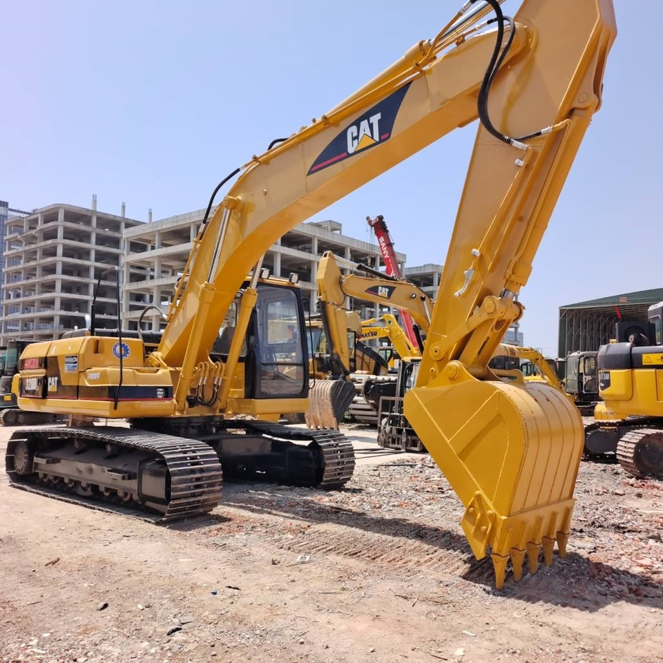 CAT 320 B L - Excavator pe şenile: Foto 5 CAT 320 B L - Excavator pe şenile: Foto 5
