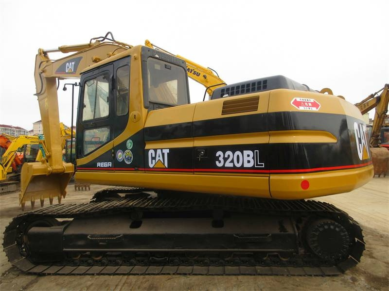 CAT 320 B L - Excavator pe şenile: Foto 1 CAT 320 B L - Excavator pe şenile: Foto 1