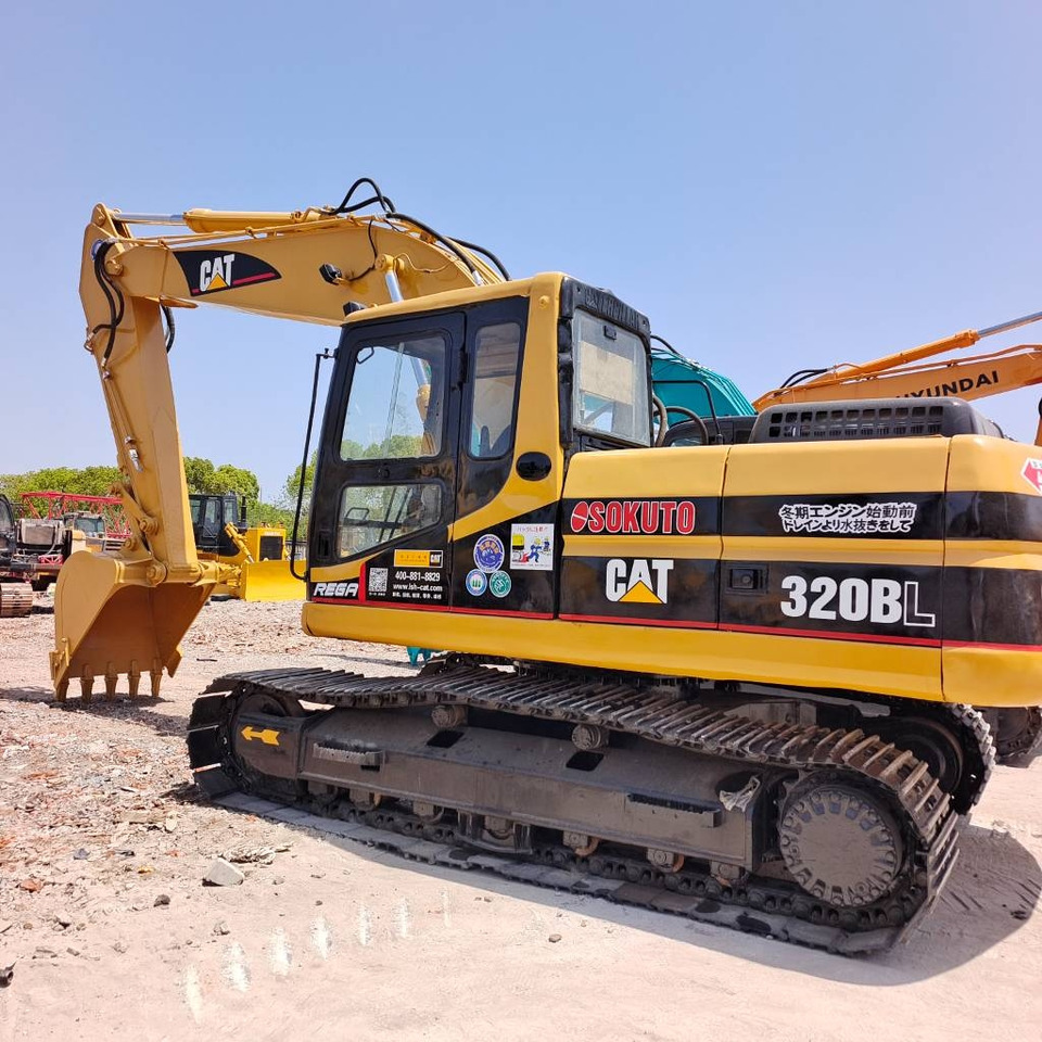 CAT 320 B L - Excavator pe şenile: Foto 1 CAT 320 B L - Excavator pe şenile: Foto 1