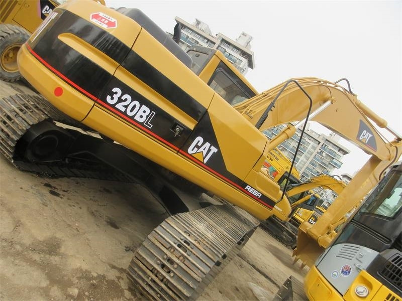 CAT 320 B L - Excavator pe şenile: Foto 4 CAT 320 B L - Excavator pe şenile: Foto 4
