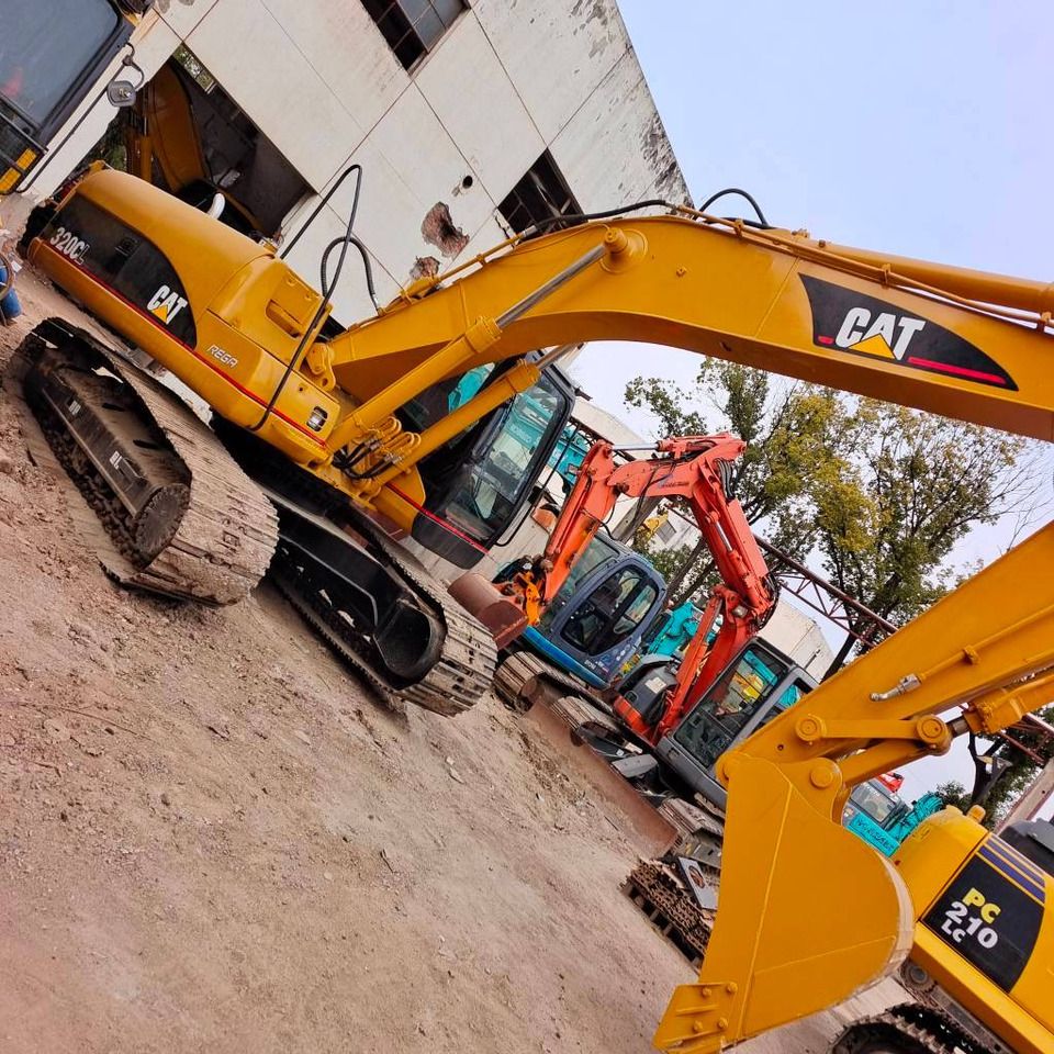 CAT 320 C L - Excavator pe şenile: Foto 5 CAT 320 C L - Excavator pe şenile: Foto 5