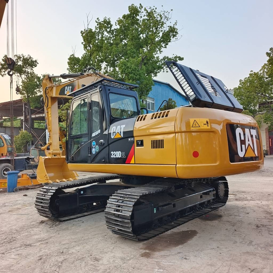CAT 320D2L - Excavator pe şenile: Foto 1 CAT 320D2L - Excavator pe şenile: Foto 1