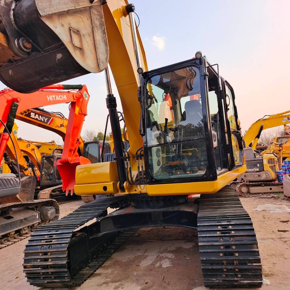 CAT 320GC - Excavator pe şenile: Foto 3 CAT 320GC - Excavator pe şenile: Foto 3