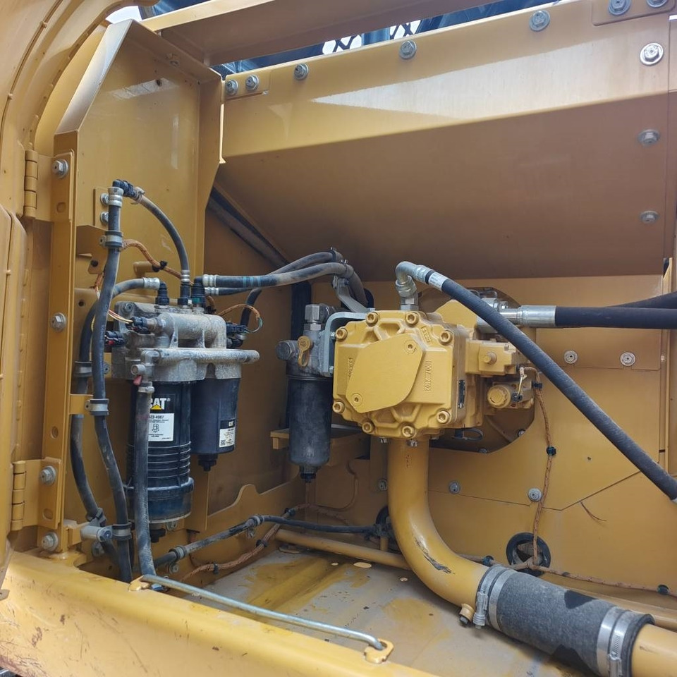 CAT 320GX - Excavator pe şenile: Foto 5 CAT 320GX - Excavator pe şenile: Foto 5