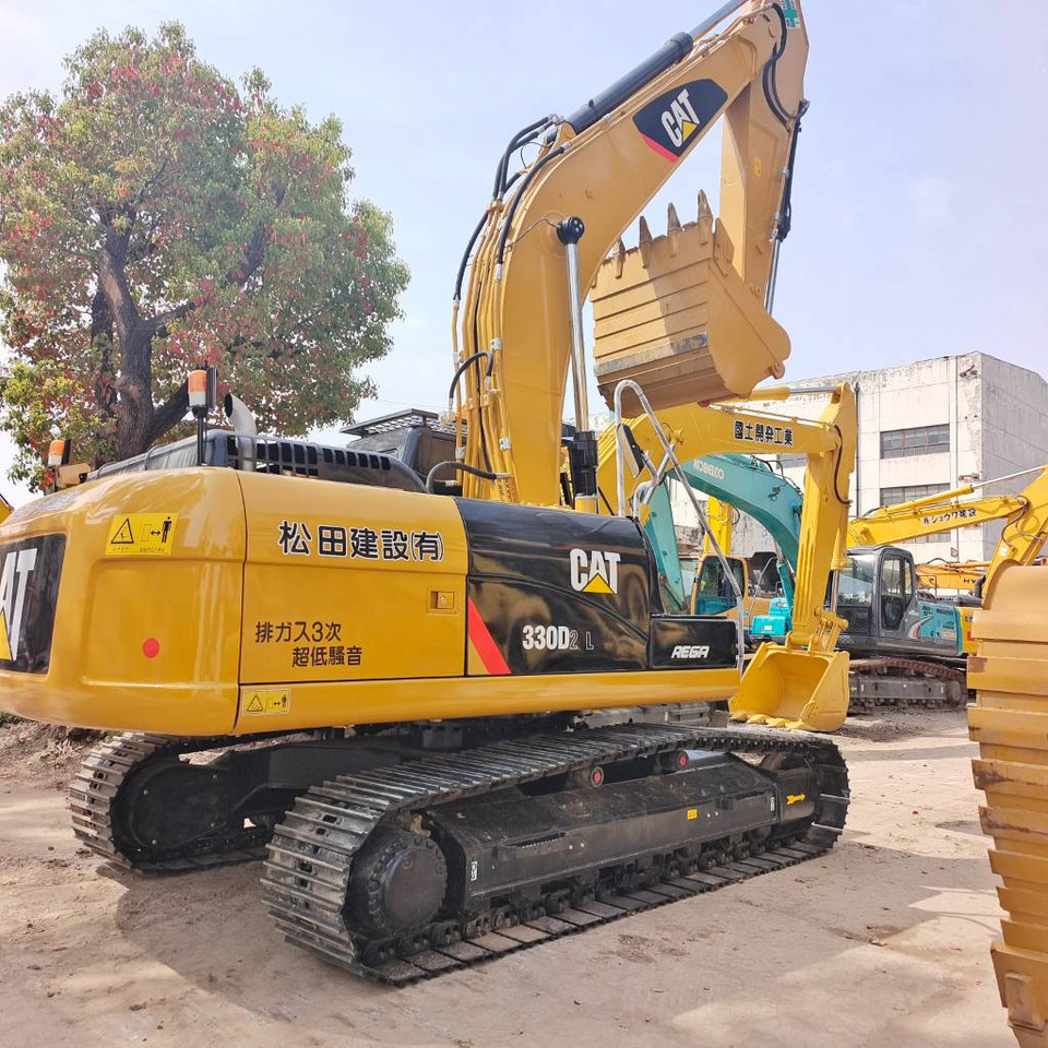 CAT 324 D L - Excavator pe şenile: Foto 2 CAT 324 D L - Excavator pe şenile: Foto 2