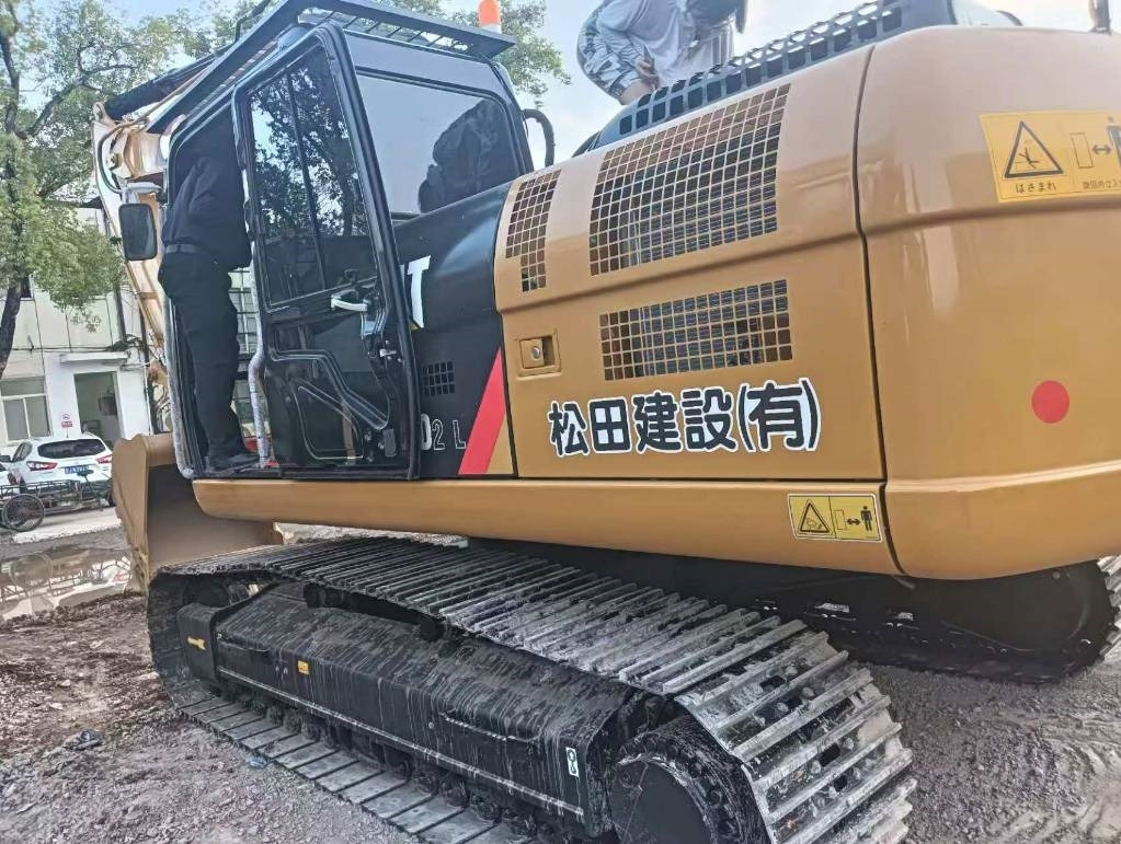 Excavator pe şenile CAT 324 D2L: Foto 15