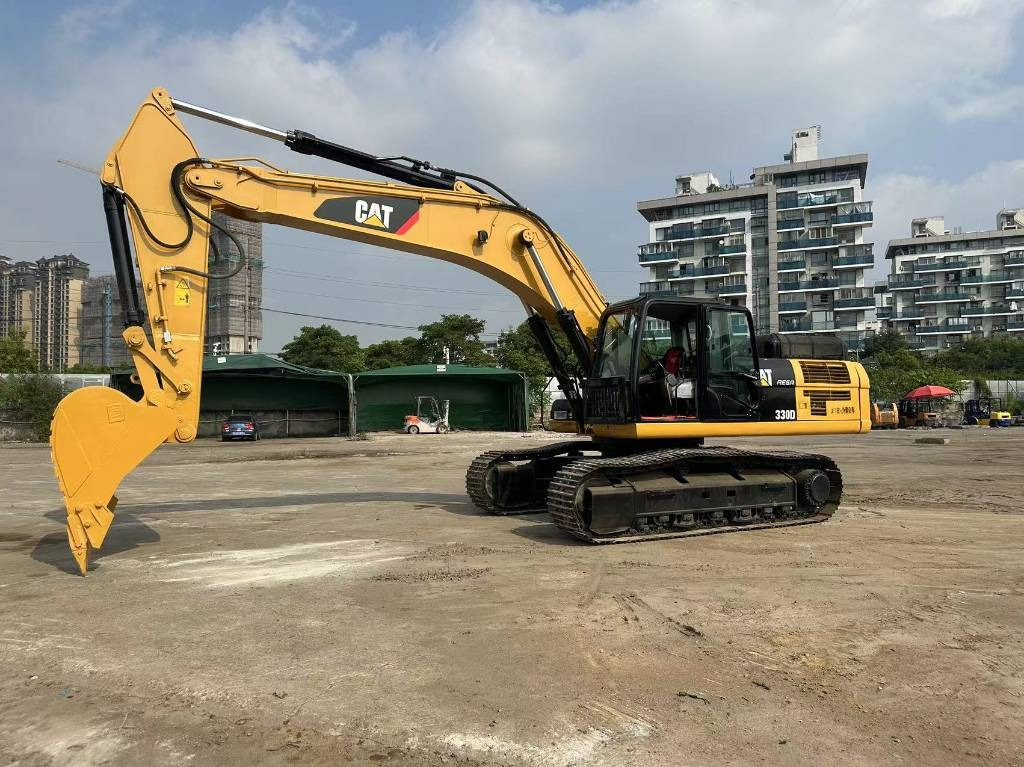 CAT 330 D - Excavator pe şenile: Foto 1 CAT 330 D - Excavator pe şenile: Foto 1
