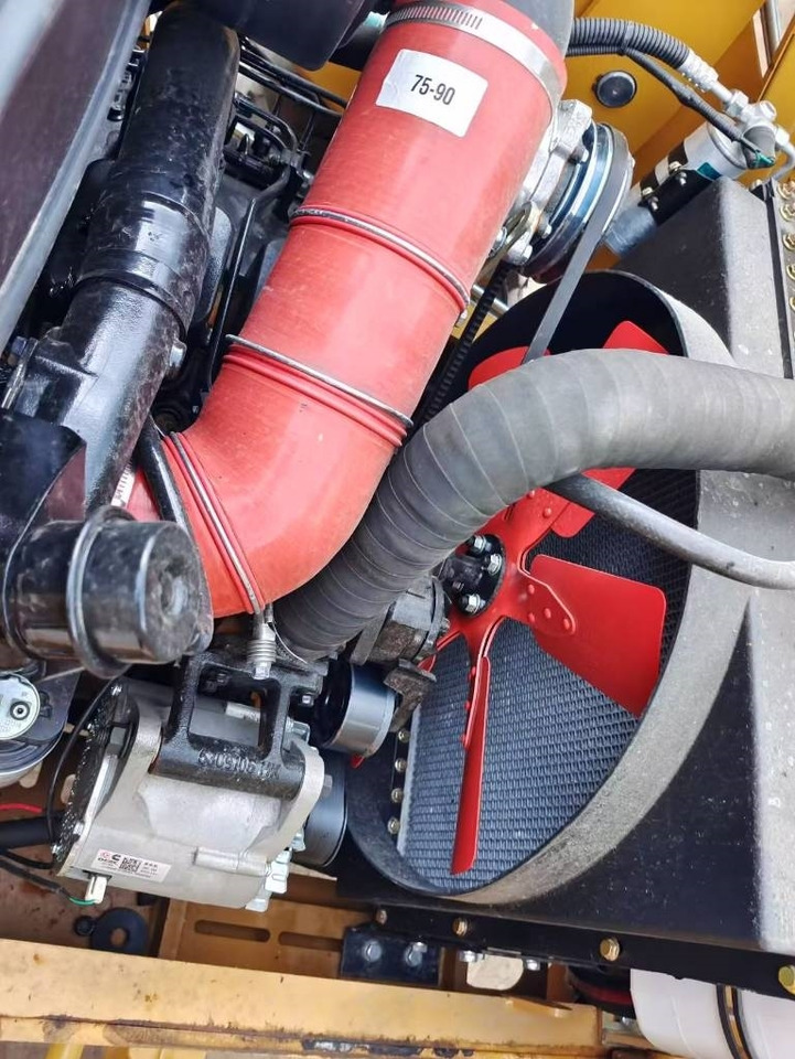 CAT 420 F BRAND NEW MACHINE - Buldoexcavator: Foto 2 CAT 420 F BRAND NEW MACHINE - Buldoexcavator: Foto 2