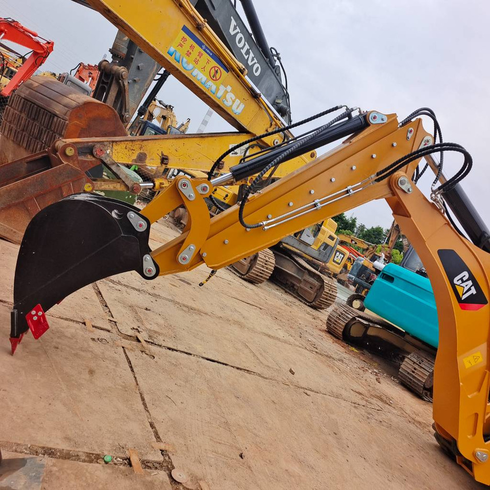 CAT 430 F 100% New - Buldoexcavator: Foto 2 CAT 430 F 100% New - Buldoexcavator: Foto 2