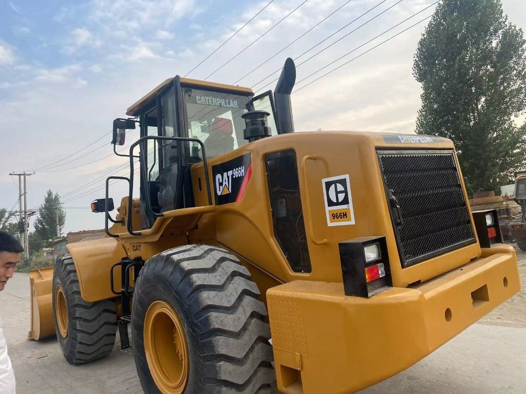 CAT 966 H - Încărcător frontal pe pneuri: Foto 2 CAT 966 H - Încărcător frontal pe pneuri: Foto 2