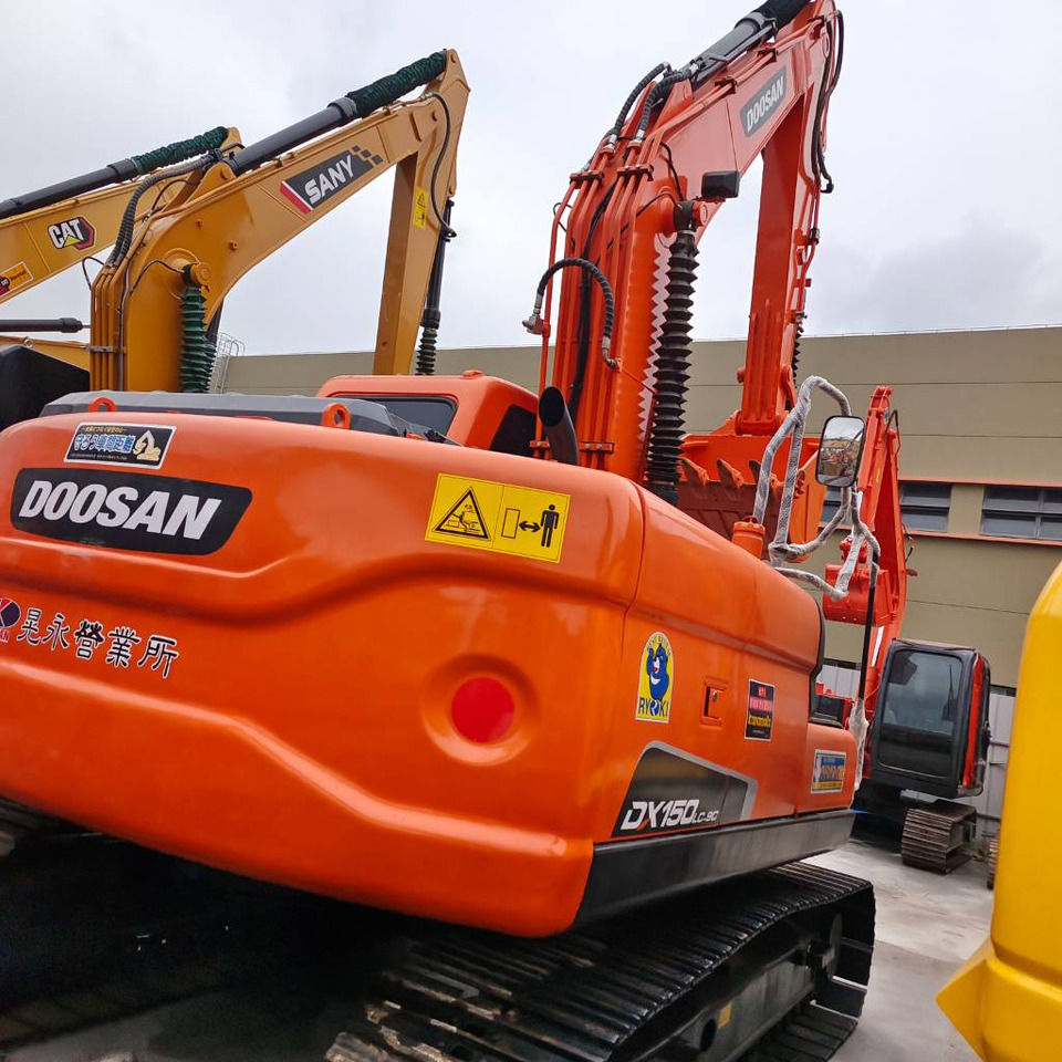 Doosan DX 150 LC - Excavator pe şenile: Foto 1 Doosan DX 150 LC - Excavator pe şenile: Foto 1