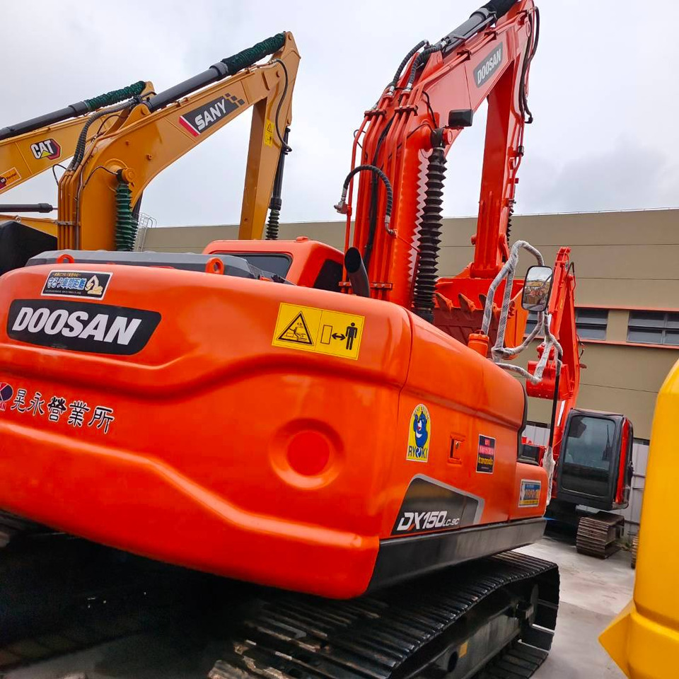 Doosan DX 150 LC - Excavator pe şenile: Foto 1 Doosan DX 150 LC - Excavator pe şenile: Foto 1