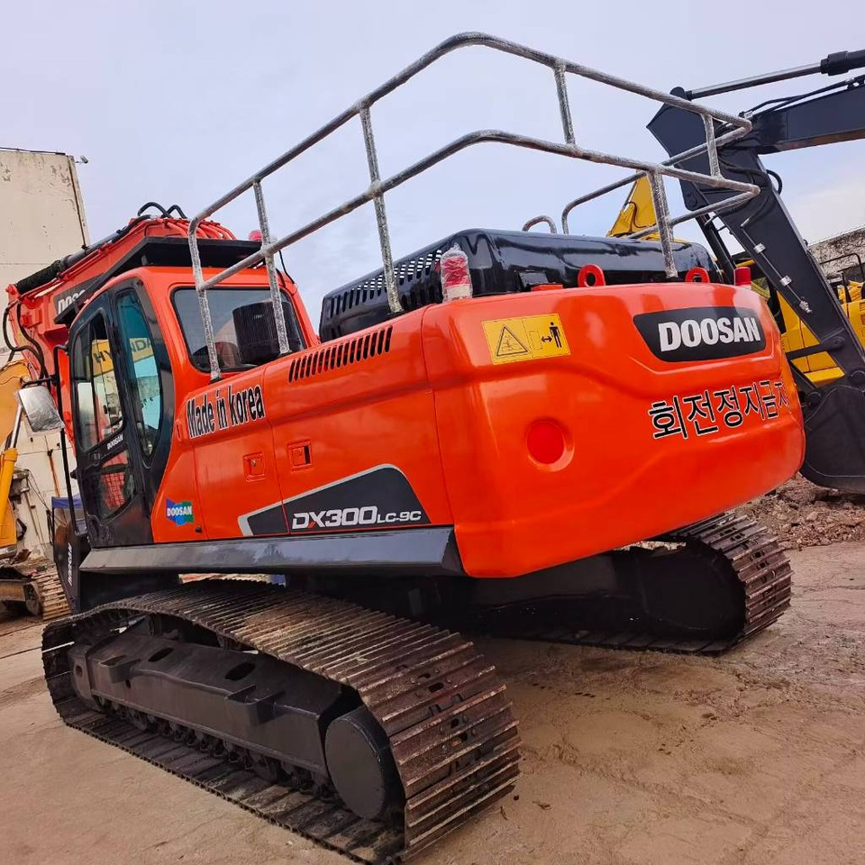 Excavator pe şenile Doosan DX 300: Foto 10