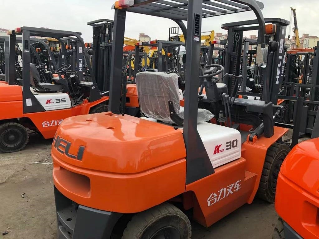 Heli FD 30 - Stivuitor diesel: Foto 4 Heli FD 30 - Stivuitor diesel: Foto 4