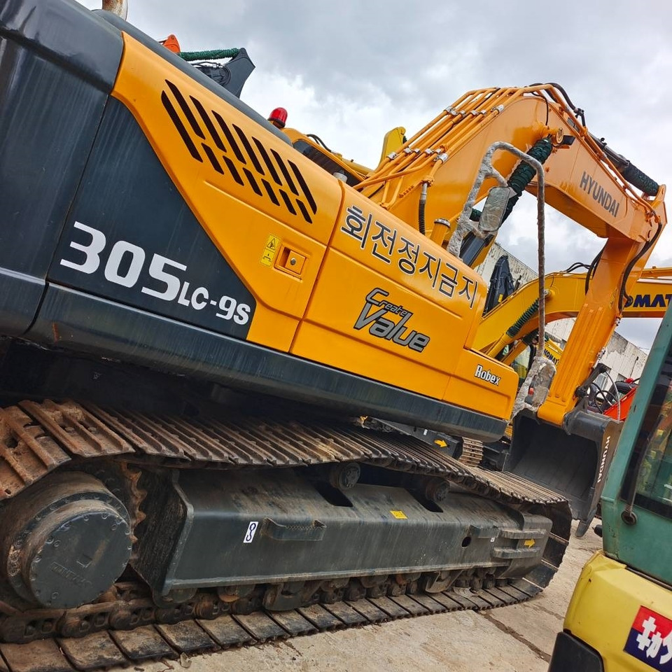 Hyundai 305LC - Excavator pe şenile: Foto 2 Hyundai 305LC - Excavator pe şenile: Foto 2