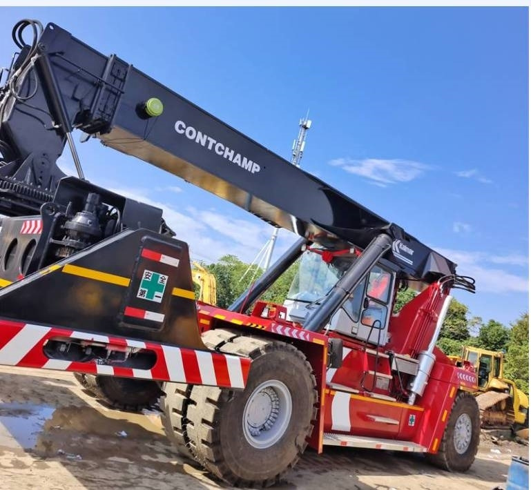 Kalmar DRF 450 - Reach stacker: Foto 2 Kalmar DRF 450 - Reach stacker: Foto 2