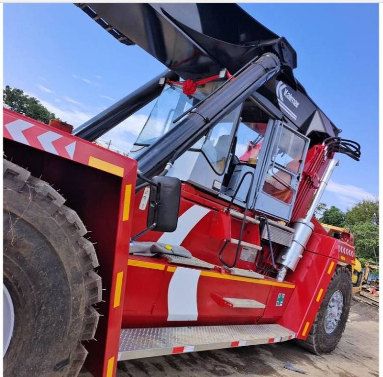 Kalmar DRF 450 - Reach stacker: Foto 5 Kalmar DRF 450 - Reach stacker: Foto 5