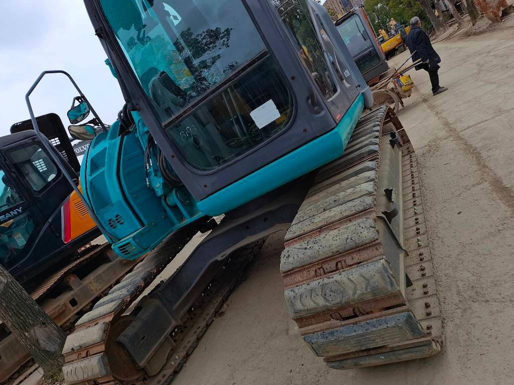 Kobelco SK 125 SR - Excavator pe şenile: Foto 2 Kobelco SK 125 SR - Excavator pe şenile: Foto 2
