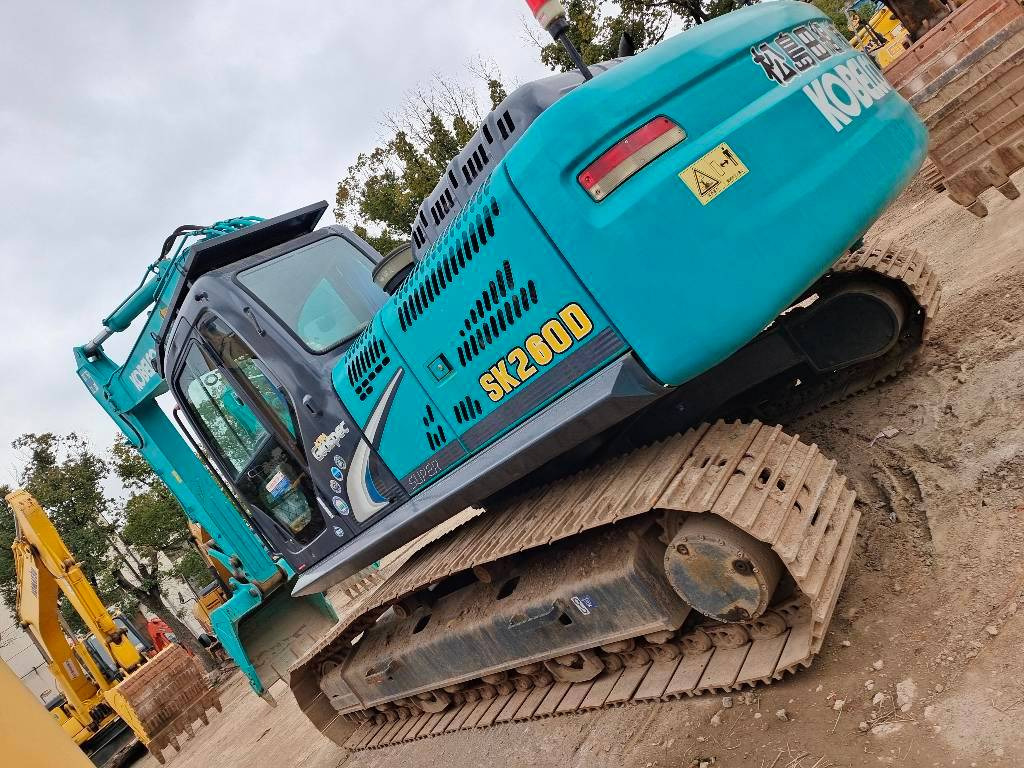 Kobelco SK 260 LC - Excavator pe şenile: Foto 5 Kobelco SK 260 LC - Excavator pe şenile: Foto 5