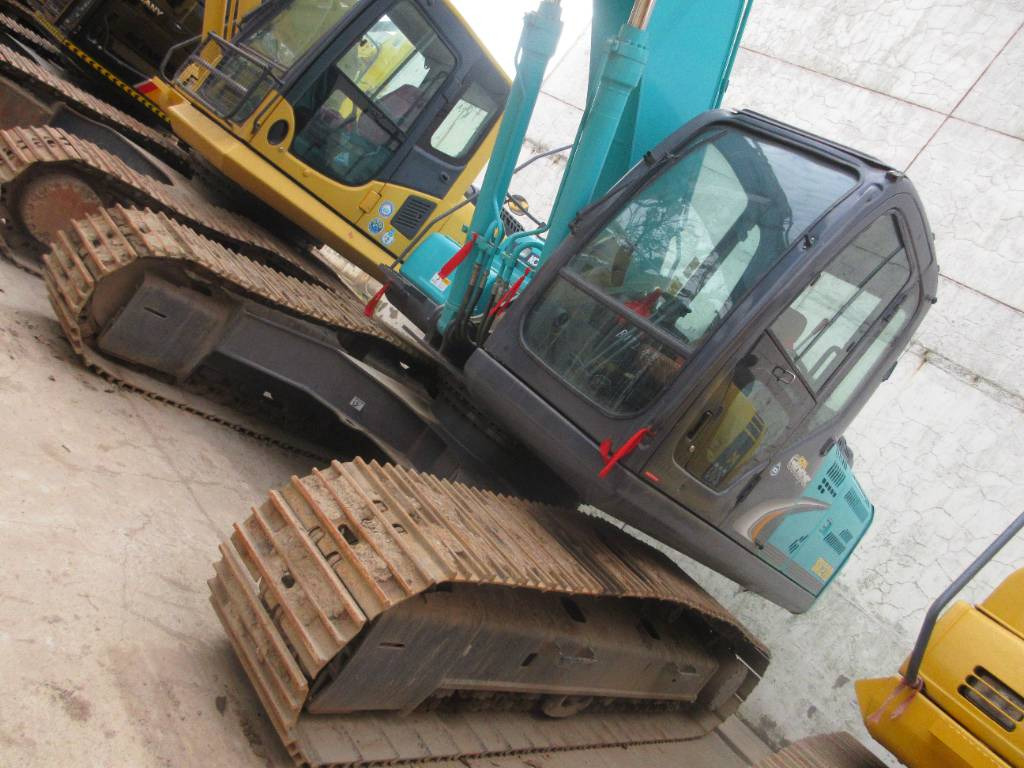 Kobelco kobeloc SK210 - Excavator pe şenile: Foto 3 Kobelco kobeloc SK210 - Excavator pe şenile: Foto 3