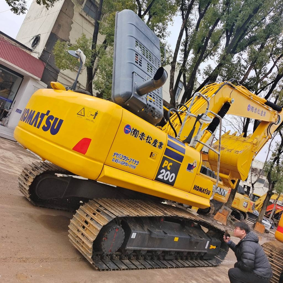 Komatsu PC 200 LC - Excavator pe şenile: Foto 1 Komatsu PC 200 LC - Excavator pe şenile: Foto 1