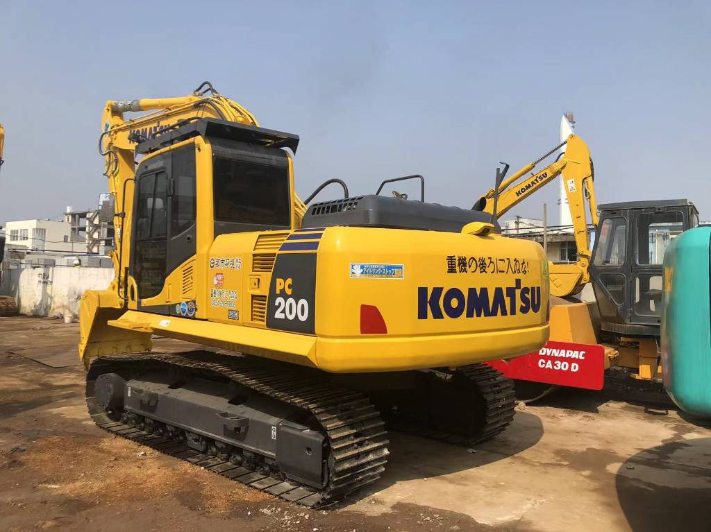 Komatsu PC 220-8 - Excavator pe şenile: Foto 1 Komatsu PC 220-8 - Excavator pe şenile: Foto 1