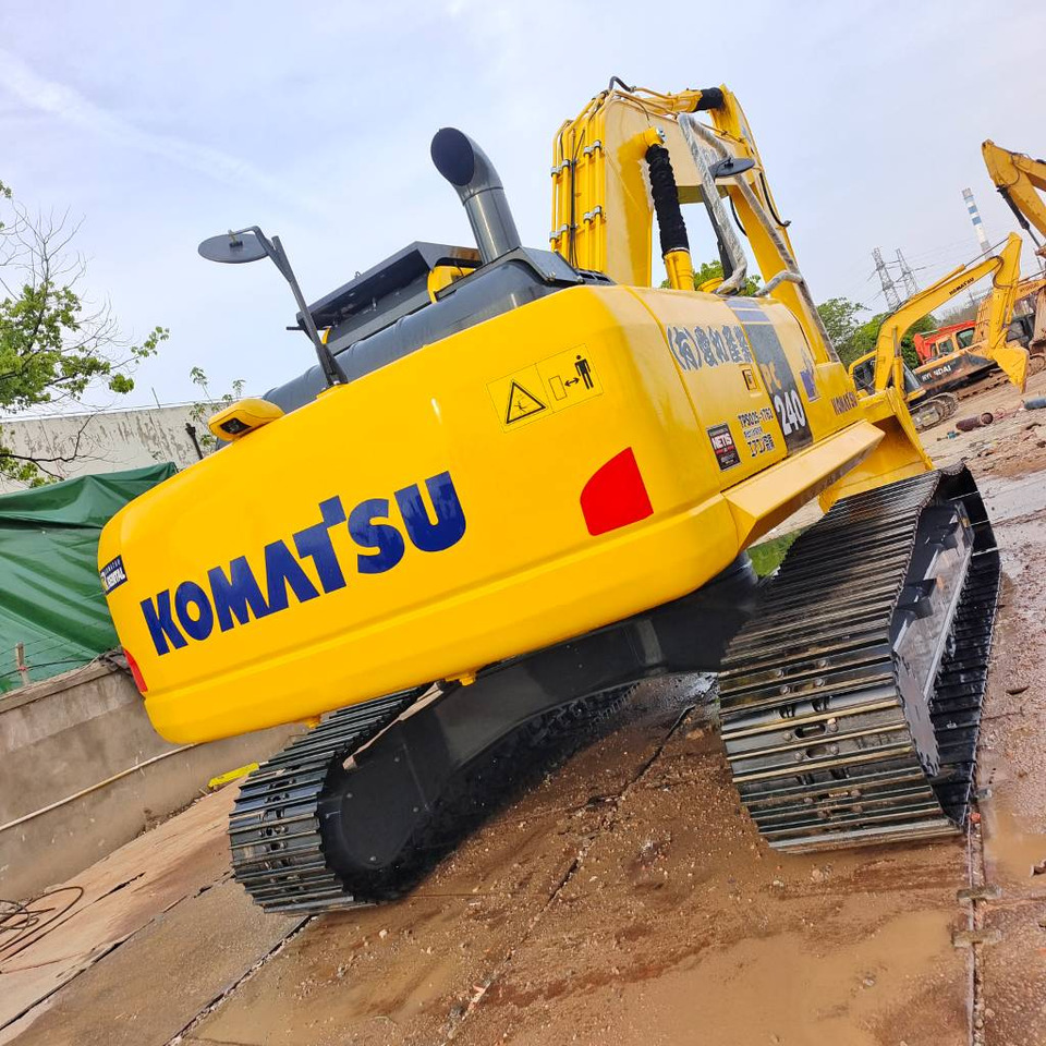 Komatsu PC 240 LC-8 - Excavator pe şenile: Foto 2 Komatsu PC 240 LC-8 - Excavator pe şenile: Foto 2