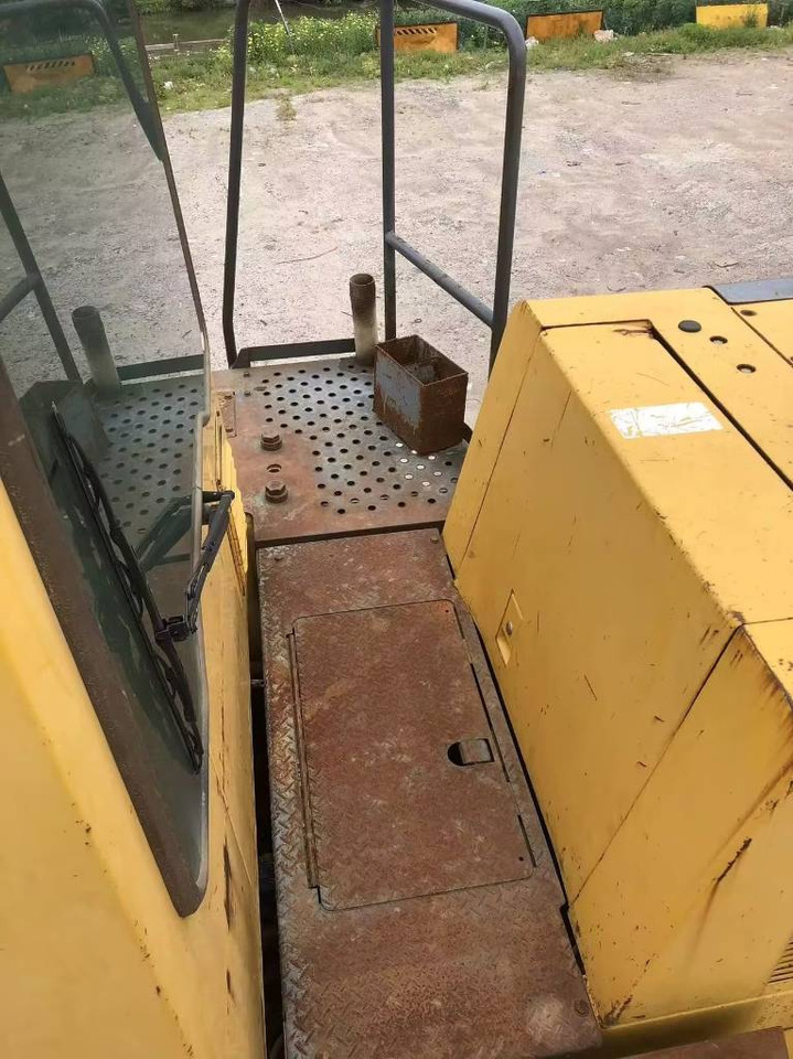Komatsu WA 600-3 - Încărcător frontal pe pneuri: Foto 5 Komatsu WA 600-3 - Încărcător frontal pe pneuri: Foto 5