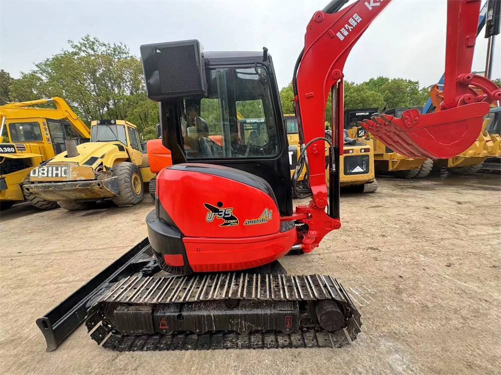 Kubota U 35-3 - Mini excavator: Foto 5 Kubota U 35-3 - Mini excavator: Foto 5